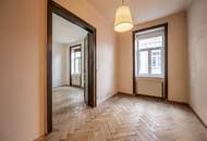 ++NEW++ 3-room old building apartment in need of renovation - central location!