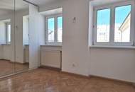 Helles, uneinsehbares Dachgeschoß-Loft in Innenhoflage