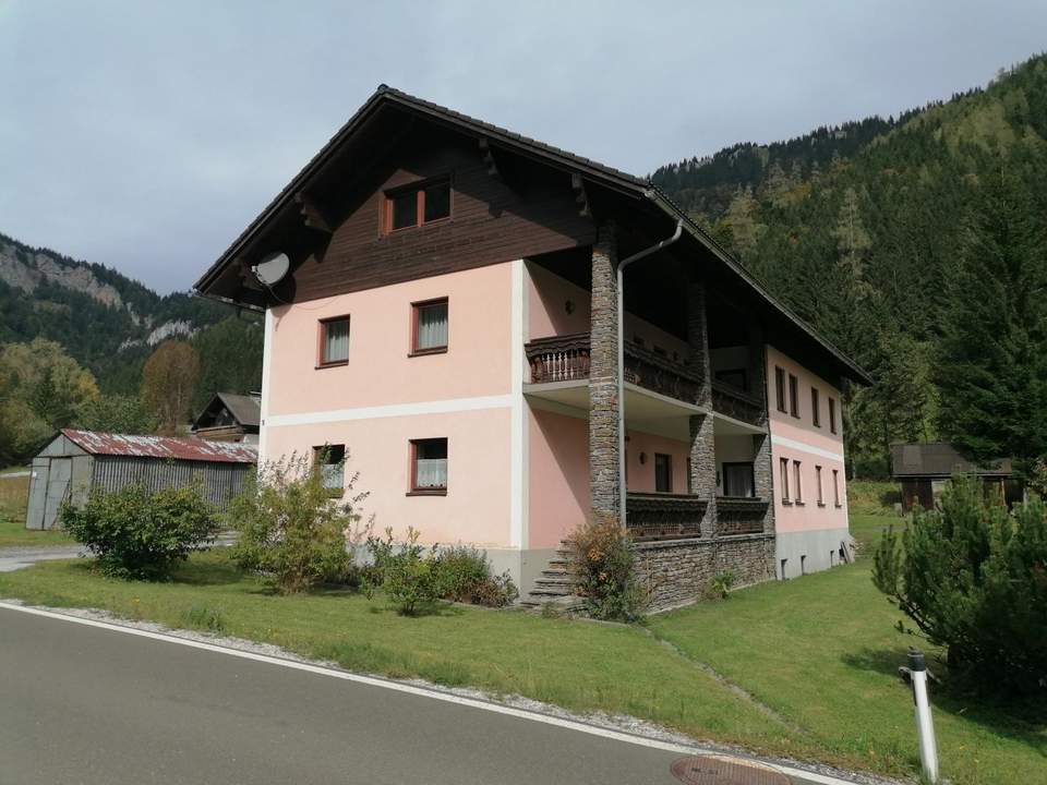 Charmantes Mehrfamilienhaus und Privatpension in der Nähe des Skigebiets Niederalpl