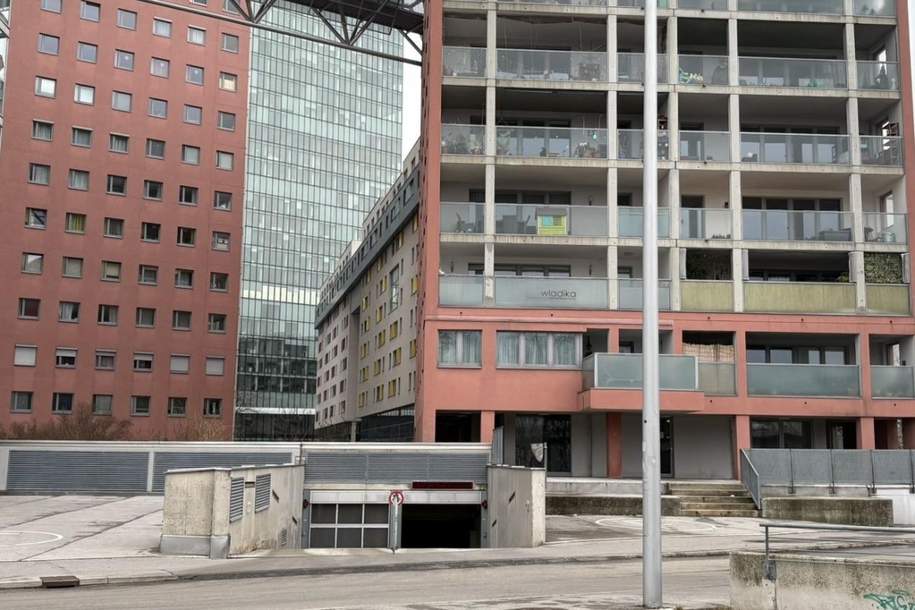 "Im PAKET: Tiefgaragenstellplätze in bester Lage der Wienerberg City!", Kleinobjekte-kauf, 29.900,€, 1100 Wien 10., Favoriten