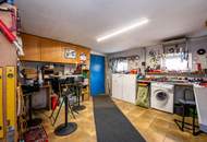 GARTENPARADIES für die ganze Familie mit Schwimmteich und 4 Garagen