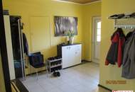 Traumhafter Bungalow vollunterkellert mit Fitness und Kino, perfekt und gepflegt mit wunderbaren Garten