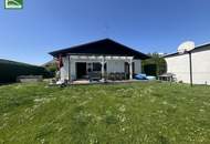 RUHIGES WOHNEN AM WASSER! Bungalow mit Blick ins Grüne & direktem Badezugang! Erholung pur! Möbliert!