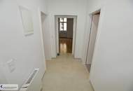 TOP RENOVIERTE 3-ZIMMER-WOHNUNG INKL. KFZ-ABSTELLPLATZ