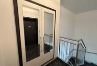 Großzügige Linke Seite Doppelhaushälfte 4a mit 2 Wohnungen in sonniger Ruhelage!