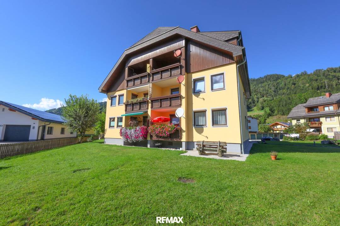 Großzügiges Wohnen mit Freizeitwert - Wohnung mit Loggia, Garage &amp; Carport nahe Ski-Galsterberg