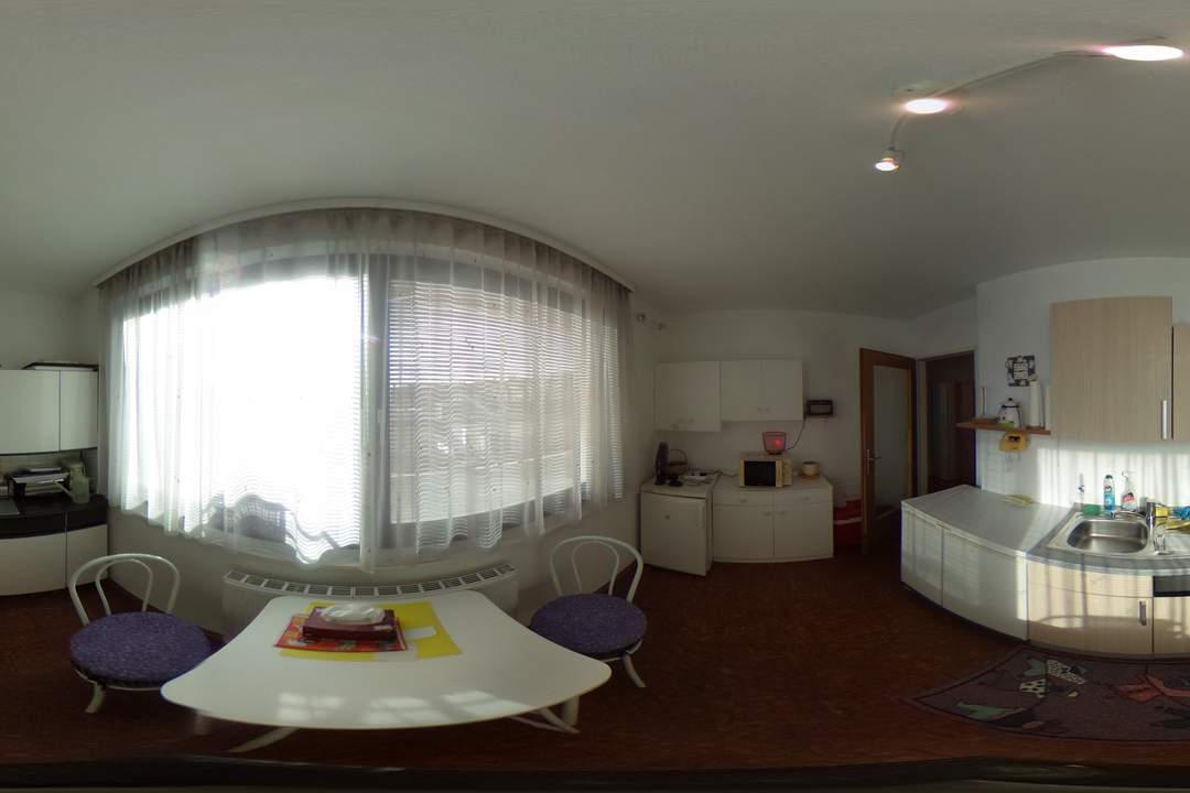 Großzügige und helle Wohnung in Toplage mit zwei Terrassen!