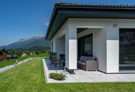 Architekten-Bungalow mit Alpenpanorama – barrierefrei, modern & einzigartig