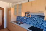 prompt Verfügbar!- Familien freundlich und 2 Min zum Einkauf/Bahnhof