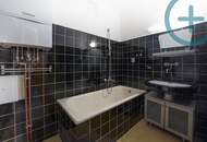 Helle 2-Zimmer-Wohnung mit Loggia und Potenzial