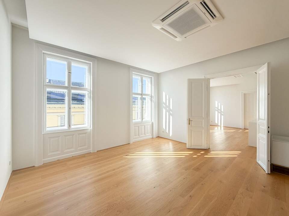 Luxuriöser Altbau in prachtvollem Althaus Nähe Servitenviertel &amp; Lycée