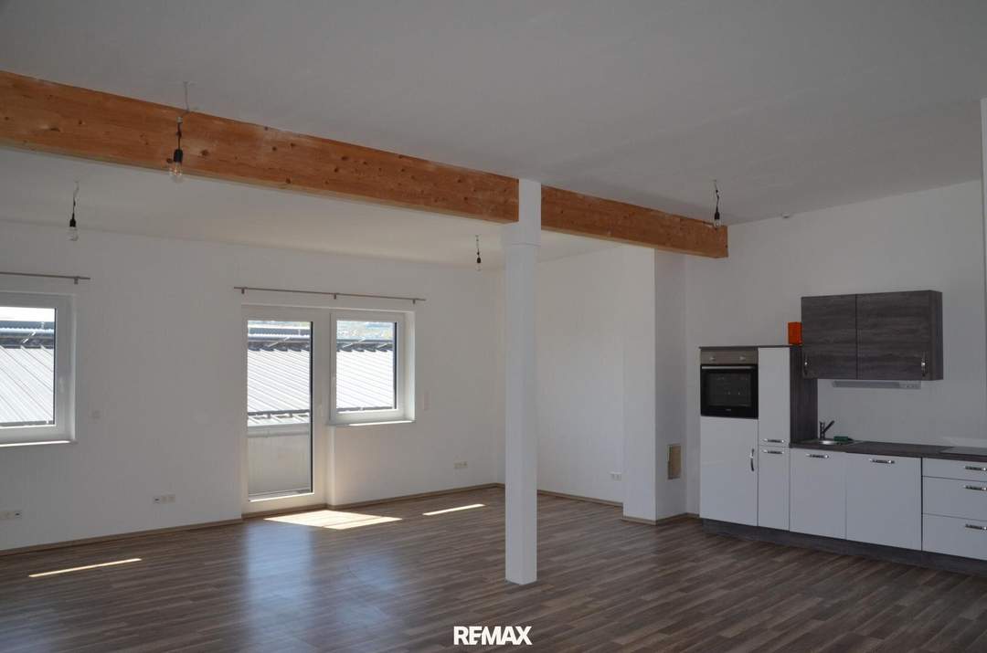 Modernes Büro (Top 3) mit Balkon - Gewerbegebiet Mautern
