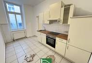 Sechshaus - Innenhofausrichtung und 5 Gehminuten zu U4 und U6! Helle Altbau-Wohnung mit 2 oder 3 Zimmern - JETZT ANFRAGEN