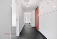 Ideal gelegene Wohnung mit sonniger Terrasse – auch als 4-Zimmer-Wohnung gestaltbar.