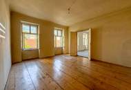 Zentrale Altbauwohnung in Biedermeierhaus nahe Rathaus und Parlament