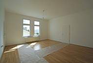 Stilvolle Wohnung mit Pool und Gartenglück - ein Zuhause wie aus einem Sommertraum