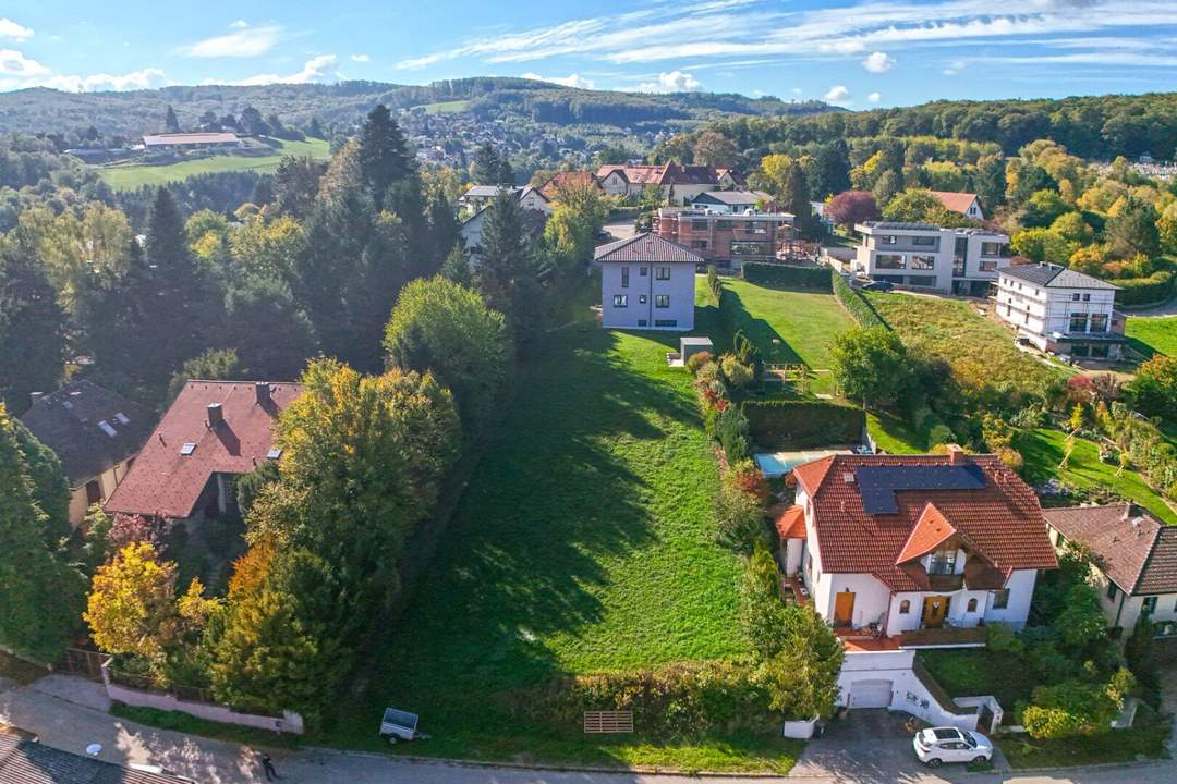 Einzigartiges Baugrundstück in traumhafter, unverbaubarer Siedlungslage mit Weitblick in Gablitz