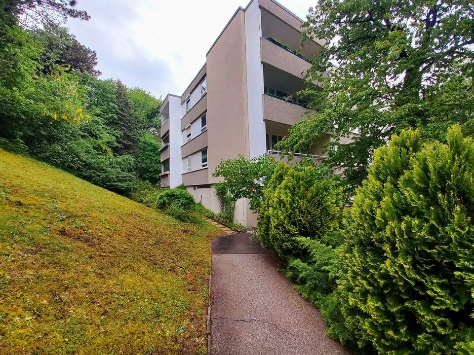 Traumhafte Etagenwohnung - 3 Zimmer, Loggia, Garage - Perfekt für Familien, Preis ist VB !!
