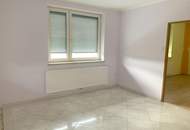 In Abwicklung! Geräumiges Miethaus , auch für zwei Familien geeignet.