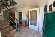 Schönes Grundstück mit sanierungsbedürftigem Haus – ideal für Bastler und Visionäre