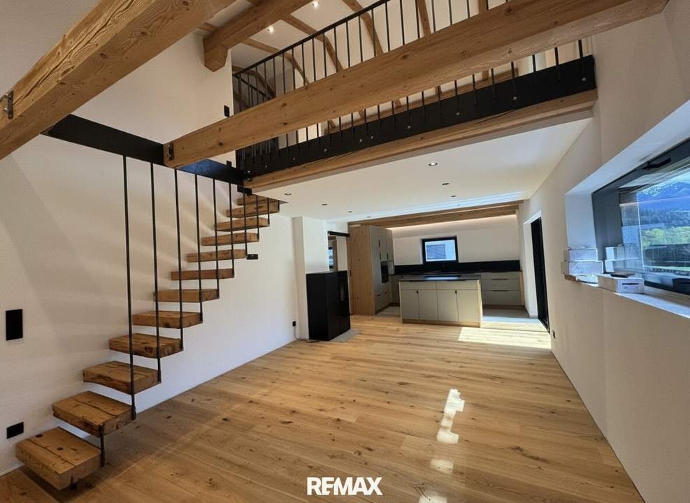 "Exklusive Galeriewohnung" - 4,5-Zimmer-Mietwohnung in Pfarrwerfen