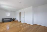 Einfamilienhaus mit Pool in Top Lage