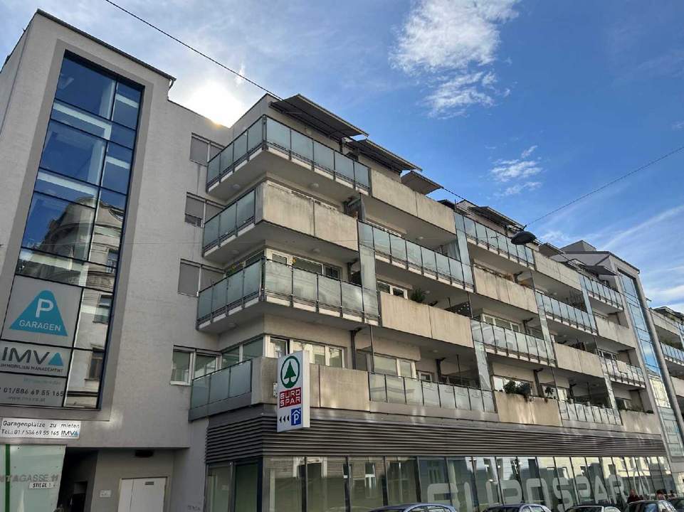 Traumhafte 2-Zimmer-Wohnung mit großem Balkon