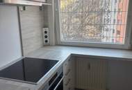 3 Zimmerwohnung in saniertem Wohnhaus perfekt gelegen mit Loggia
