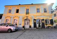 Weitra: Wohn- und Geschäftshaus mit einzigartiger Fassade