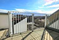 Fernblick auf der Terrasse - Weitblick beim Investment! Wohnen im Dachgeschoss mit WOW-Effekt! Traumhaft saniertes Altbauhaus + Hofseitige Terrasse + Tolle Infrastruktur und Anbindung + Lebensqualität pur!