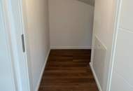 PROVISIONSFREI! Wunderschöne Doppelhaushälfte mit ca. 160m² Wfl., 5 Zi, Garten, Terrasse, 2 Stellplätze in der Nähe von Wiener Neustadt