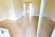 Absolute Grün- und Ruhelage! Gebraucht. Gepflegt. Geliebt! Perfekt aufgeteilte 3-Zimmer + separate Küche / 2 Balkone / Viele Möglichkeiten! Ruhig wohnen, gut leben!