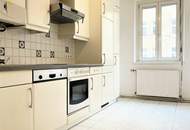 Charmante und lichtdurchflutete Wohnung mit Loggia!!!