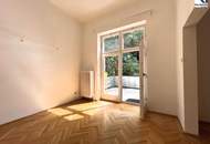 GROßZÜGIGE VILLENETAGE mit TERRASSEN // SPACIOUS CLASSIC STYLE APARTMENT with TERRACES