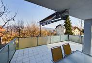 Sonniges Seehaus in Maria Wörth: Zwei Wohneinheiten mit rundum Seeblick + Gartenidylle