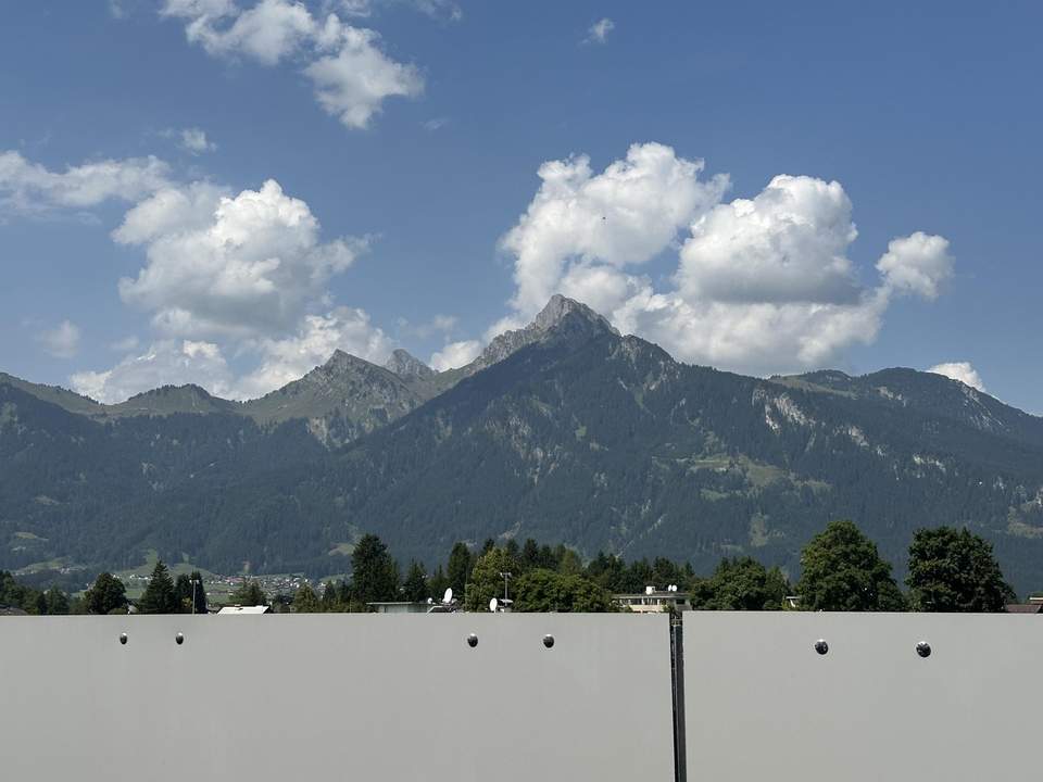 Exklusive Penthouse Wohnung/ Lift direkt in die Wohnung/ Außen Whirlpool/Provisionsfrei
