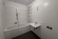 Moderne 2-Zimmer-Wohnung mit Balkon nahe Bushaltestelle 31A - Ruhige Innenhoflage