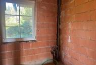 Hochwertiger Rohbau mit toller Aussicht