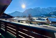 Blick in die Berge: 3 Zimmer-Dachgeschoss-Wohnung mit Balkon