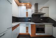 Sanierte Liegenschaft mit Fernwärme! Renovierungsbedürftiger 2-Zimmer-Altbau beim Mittersteig!