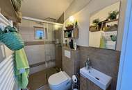 Sommersaktion! Wohnen mit Weitblick: 3 Zimmer Haus mit Wintergarten und Pool