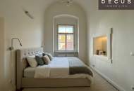 | TRAUMHAFTE &amp; HELLE ALTBAUWOHNUNG IM PALAIS | 2 ZIMMER | ca. 77m² | 2. OBERGESCHOSS MIT LIFT | AB SOFORT