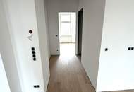 ERSTBEZUG II PERFEKTE 4 ZIMMER MIT RIESIGEM HOFSEITIGEN BALKON / IDEALER GRUNDRISS - WOHNKÜCHE + 3 GETRENNT BEGEHBARE SCHLAFZIMMER / NÄHE SCHÖNBRUNN UND U3