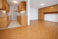 Großzügige 2-Zimmer-Wohnung mit Balkon | U-Bahnnähe