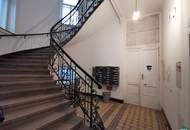 Altbau-Büro direkt am Siebensternplatz