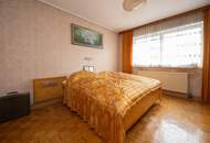 Sanierungsbedürftiges Einfamilienhaus mit Garten, Terrasse und Garage in TOP LAGE!