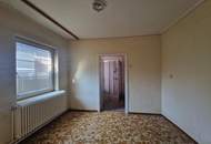 BAUTRÄGERLIEGENSCHAFT ODER SANIERUNGSBEDÜRTIGES LANDHAUS MIT BAULANDRESERVE IN SEHR GUTER WOHNLAGE MIT HERRLICHEM GARTEN