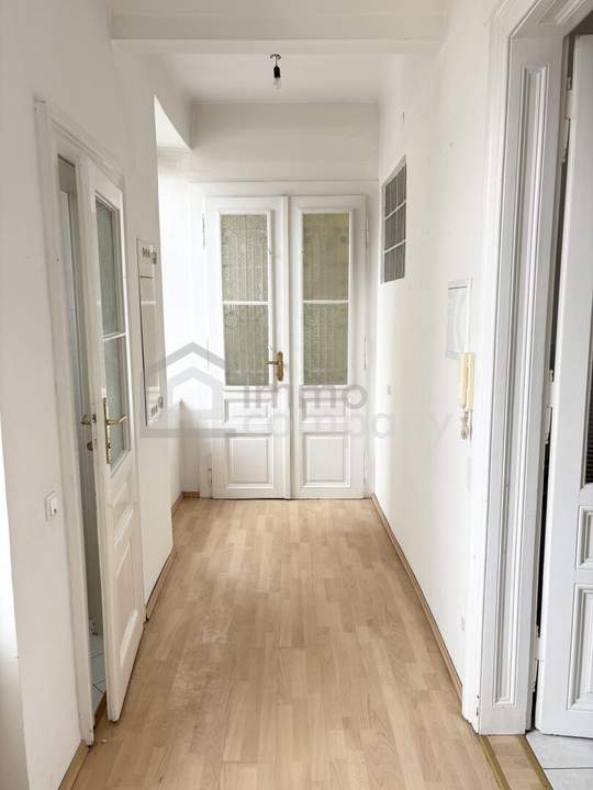 2-Zimmer-Wohnung in wunderschönen Eckzinshaus - Top Lage