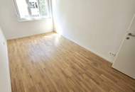 Hier rauscht kein Verkehr, nur die Blätter im Hof! TOP saniert + Hofseitige Terrasse + Viel Grün + Viel Lebensqualität + Absolute Ruhelage + Ideale Raumaufteilung! Besser geht´s nicht! Nicht lange zögern...