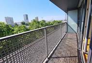 INNSTRASSE, FERNBLICK, unbefristete 97 m2 Dachgeschoß-Maisonette mit Loggia, 2 Zimmer, Komplettküche, Wannenbad, Parketten, gefördert